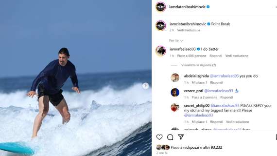 Ibra immortalato a surfare, la risposta di Leao: "Io faccio meglio"