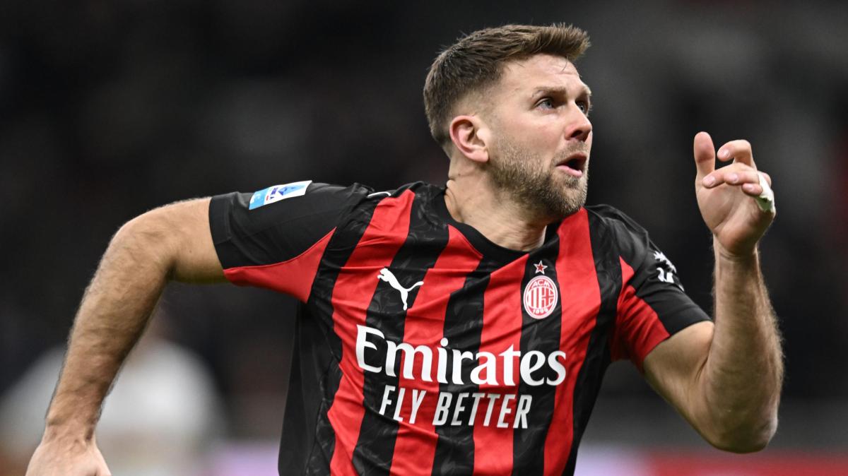 Füllkrug-Day! Questo pomeriggio il numero nove rossonero vi aspetta al Flagship Store di via Dante