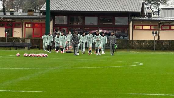 PHOTOGALLERY MN - Milanello, la rifinitura dei rossoneri prima del Dinamo Zagabria