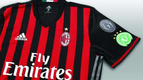 Milan, le foto della maglia che i rossoneri indosseranno contro il Crotone per la Chapecoense