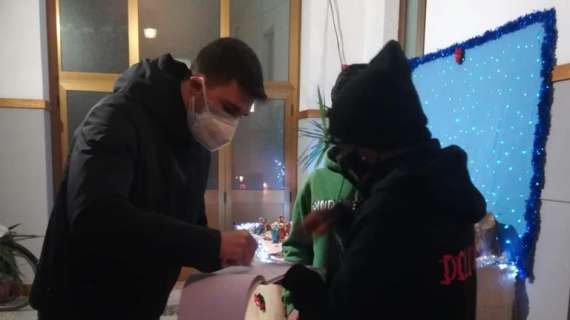 Romagnoli sostiene la “Fondazione Buon Pastore”: consegnati beni alimentari e regali natalizi ai bambini bisognosi di Milano