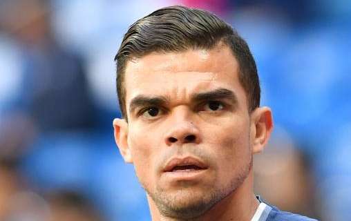 Real Madrid, Pepe andrà via a fine stagione: no alla Cina, lui vorrebbe Milano