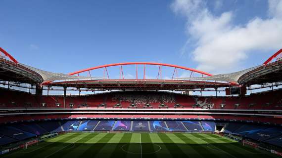 Milan, scout al "Da Luz" per Benfica-Barcellona. Presenti anche altri 34 club