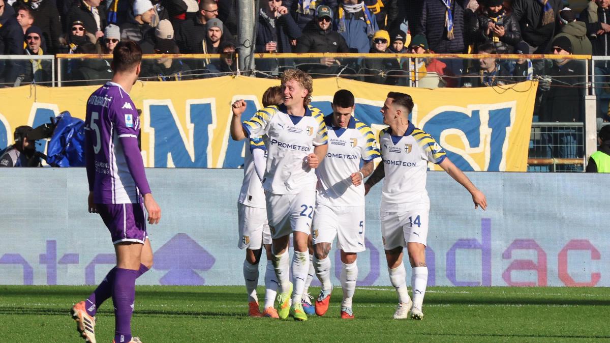 La Fiorentina perde anche a Parma e sprofonda: decide Sorensen