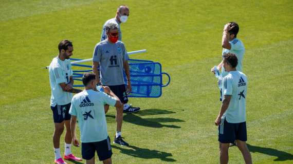 Spagna: i calciatori tutti negativi nei test di oggi