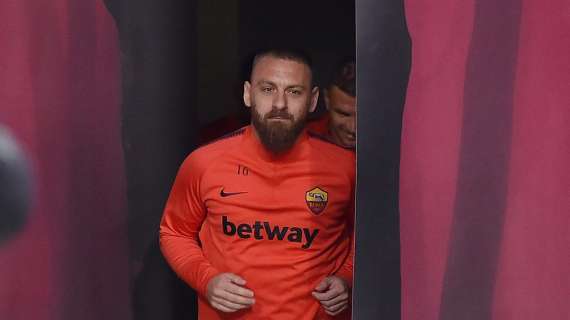 De Rossi al veleno sul calcio italiano: “Abbiamo stadi che cadono a pezzi e squadre inguardabili”