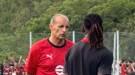 Video ravvicinato: Allegri sempre a colloquio con Leao. É in missione Rafa