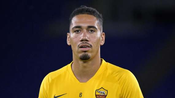 Roma, giallo sui documenti del contratto di Smalling