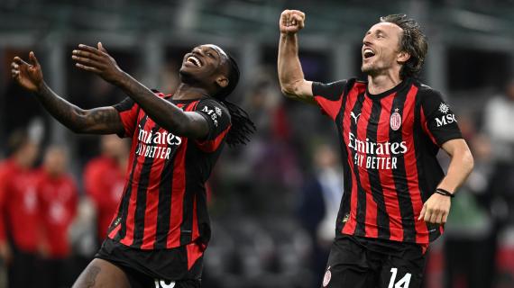 Leao ringrazia tutti i milanisti: “12° giocatore: quanto siete importanti! Grazie”