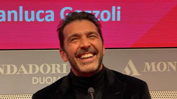 MN - Buffon: "L’idea di aver giocato con Cristiano, Messi, Neymar e Ibrahimovic mi stuzzicava"