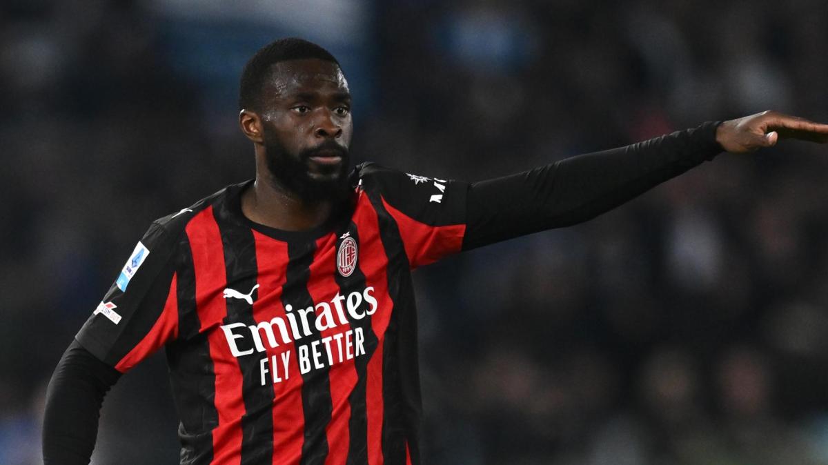 Milan, Tomori è in uscita: servono due difensori. Tutti i nomi (ma occhio alle sorprese)