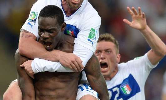 Virginia Caprice indovina il pronostico di Italia-Messico e ringrazia Balotelli
