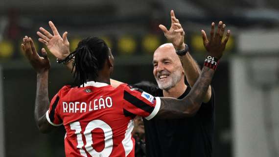 Pioli su Leao: "E' in continua crescita. Penso sempre che possa diventare un giocatore da Pallone d'Oro"