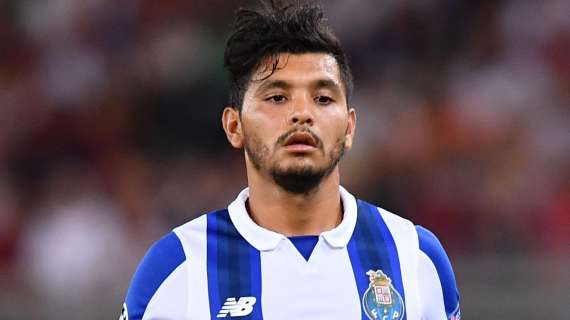 Tuttosport - Milan, l'entourage di Corona in pressing sul Porto