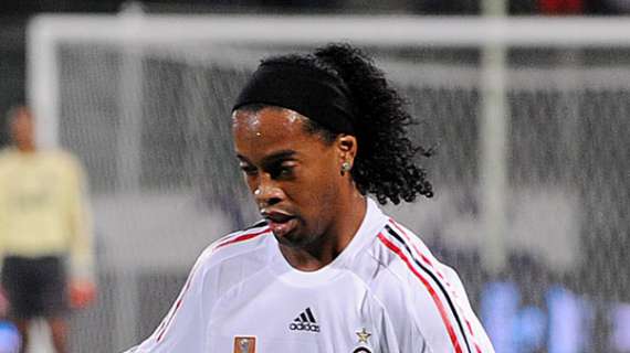 RONALDINHO, Rischia di perdere... il cane