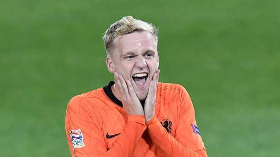 Tre gare e appena 141 minuti giocati: Van de Beek infelice a Manchester, vuole la cessione