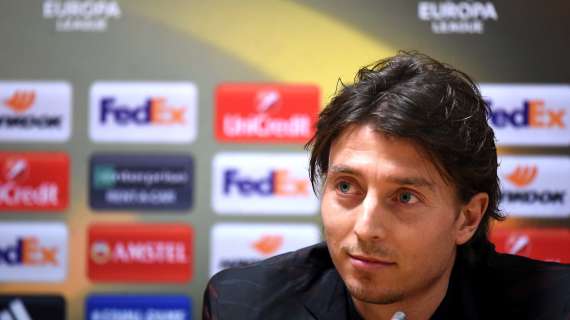 Montolivo: "A nessun milanista può far piacere vedere l'Inter in finale di Champions, però la società dovrebbe guardare in casa propria.."