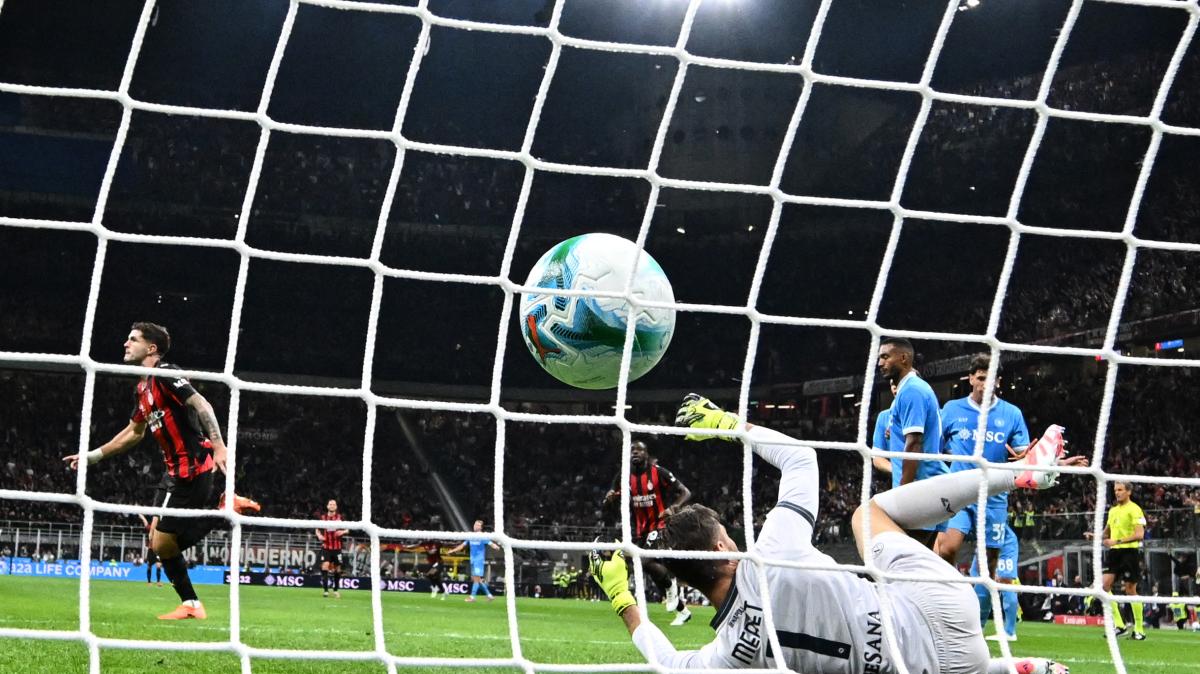 Pastore fa il pronostico di Napoli-Milan. E promette: "Sarà una partita più bella di quanto ci si aspetti”