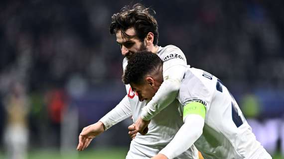 Il Napoli passa a Francoforte: 2-0 e qualificazione ad un passo