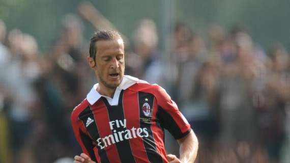 30 agosto 1995, Ambrosini esordisce con il Milan in un match di Coppa Italia contro il Pescara