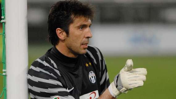 Buffon: "Milan? In Italia non esiste di meglio, sono i più forti"