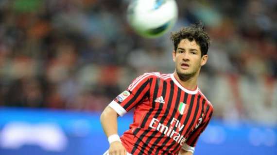 Pato: "Sono del Milan, non ho visto il mio agente a Dubai"