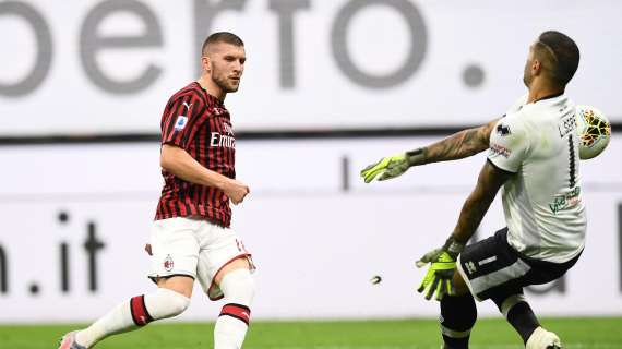 Il Milan celebra la firma di Rebic con un video di tutti i suoi gol