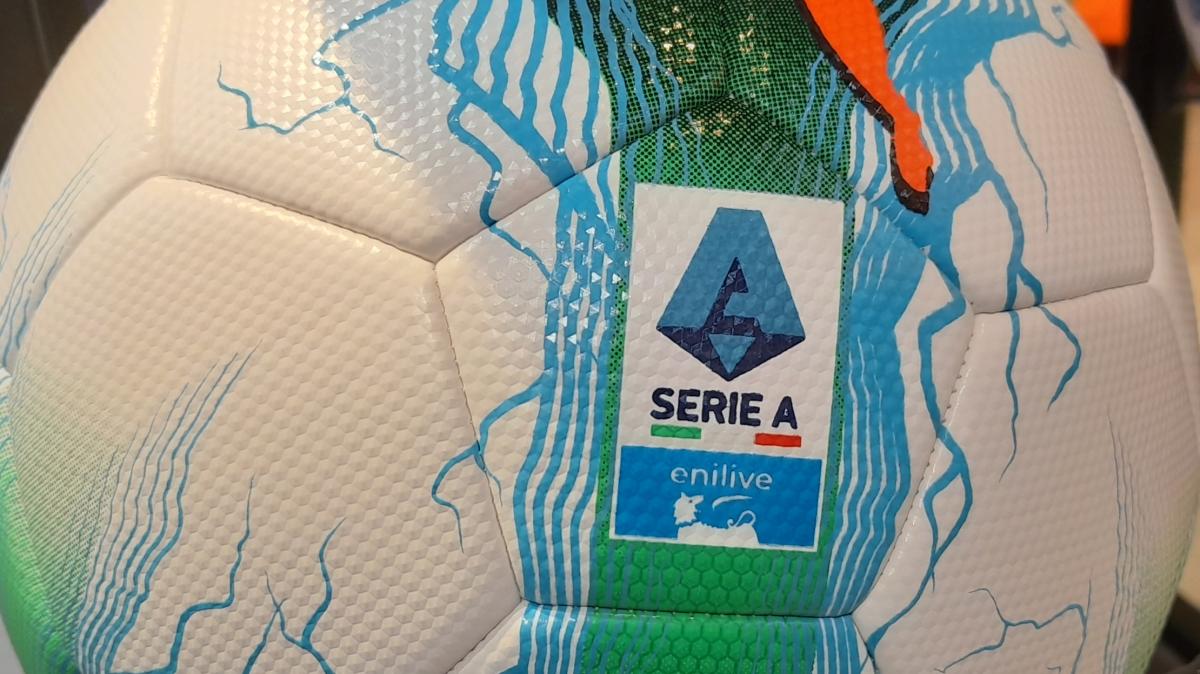 Serie A, undicesima giornata. Il Milan di sabato, chiude Inter-Lazio