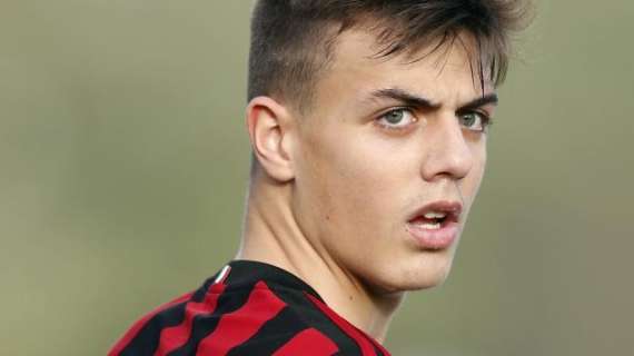 Il Milan rincuora Daniel Maldini: "Non aver paura di sbagliare un calcio di rigore"