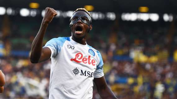 Napoli, problema muscolare per Osimhen: domenica 18 la sfida contro il Milan