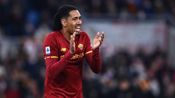 Serie A, la Roma si salva con Smalling: è 2-1 in rimonta sulla Salernitana