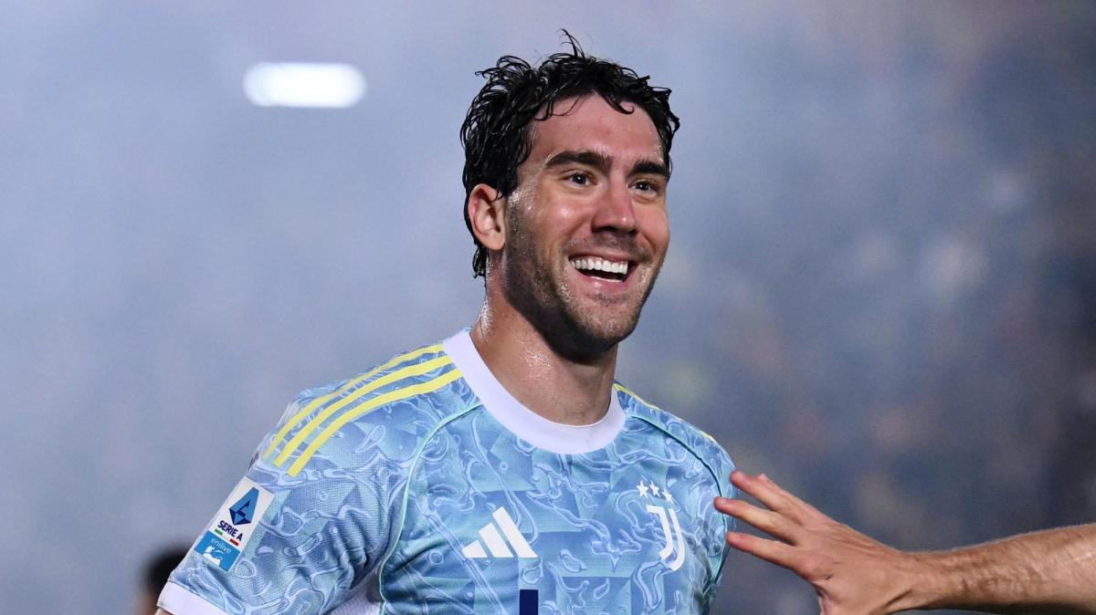 Futuro di Vlahovic incerto, Barillà: "Fossi la Juve farei di tutto per tenerlo"