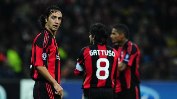 Allenamento in corso: Nesta, Gattuso e Pato in gruppo