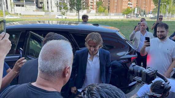 LIVE MN - È il Modric-day: Luka è arrivato a Casa Milan per la firma!