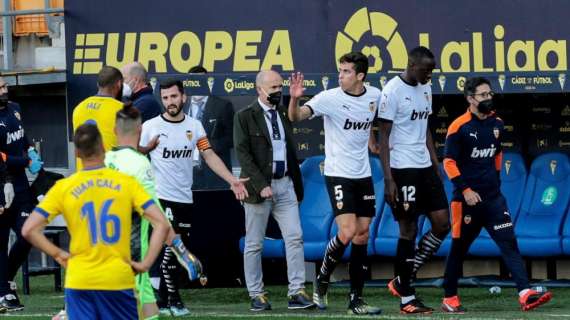 Calcio:insulto razzista,difensore Valencia se ne va da campo