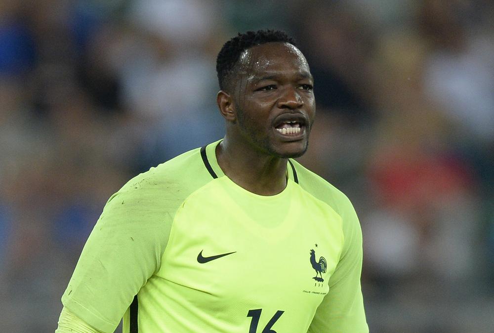 Il Marsiglia ritirerà la maglia numero 30 indossata da Steve Mandanda