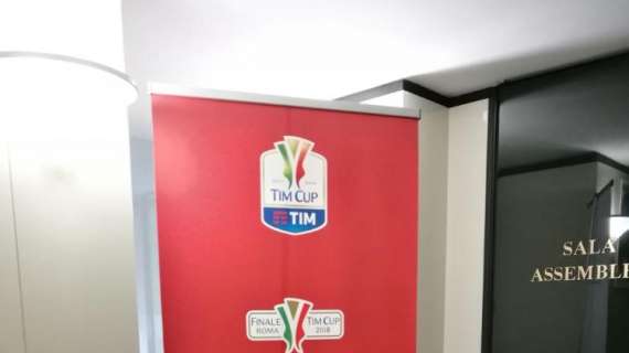 FOTO MN - Coppa Italia, oggi il trofeo a Roma: Pirlo testimonial della finale
