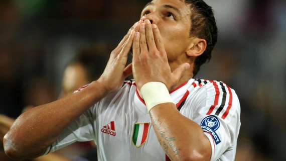 LIVE - Allarme rientrato per Thiago intanto i soliti fenomeni dagli spalti puntano i laser