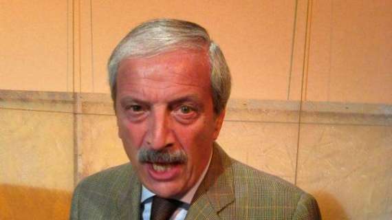 Crudeli: "Anche al completo il Milan non vale il Barça"