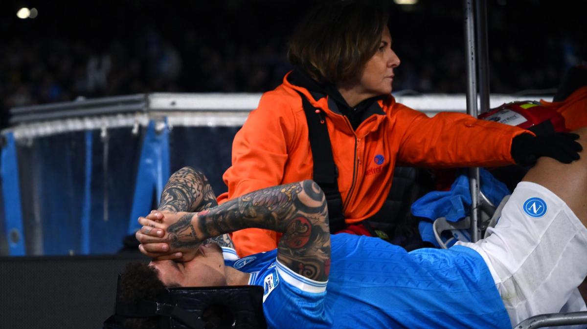 Il Napoli ritrova il sorriso... a metà: tre punti ma Di Lorenzo fa stare in pensiero