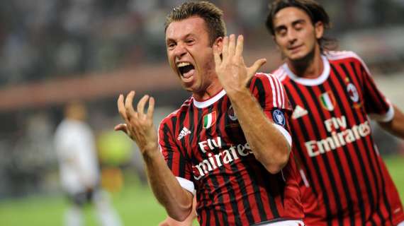 Cassano tiene a bada l'aquila: il barese vola in testa con Ibra