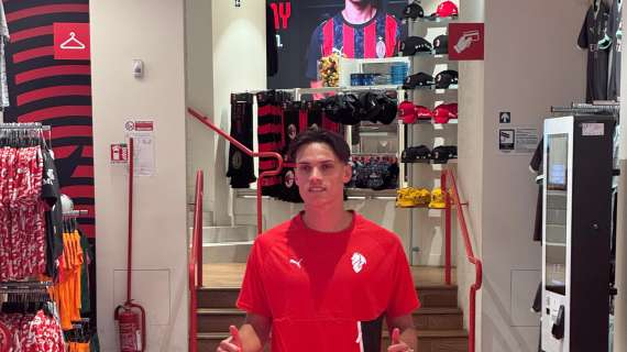 Milan, le prime parole di Samuele Ricci da giocatore rossonero. Ieri l'incontro con i tifosi a Milano