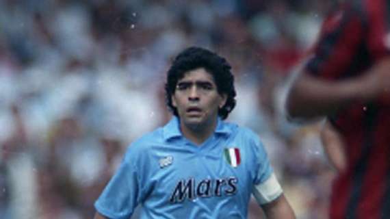 Coronavirus: asta benefica, maglietta Maradona a 55mila euro