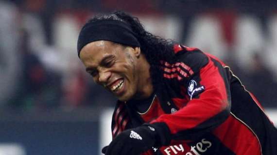 Termina la disavventura di Ronaldinho: l'ex rossonero è tornato a Rio