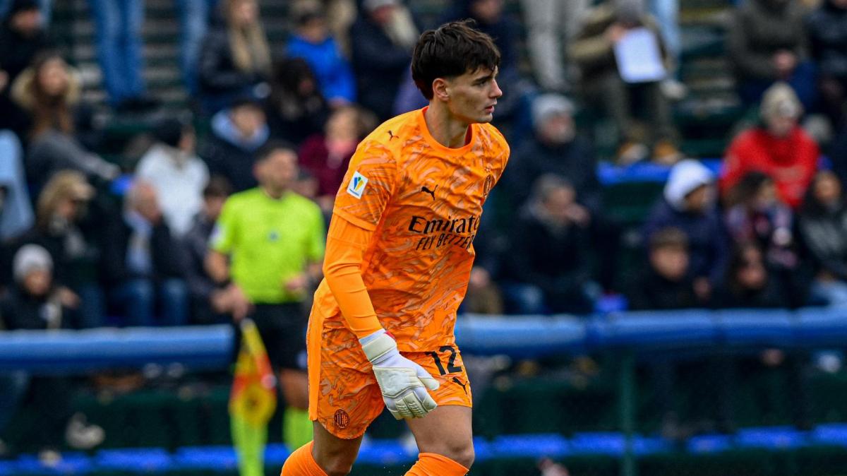 Italia U18, i convocati per la doppia amichevole contro l'Ucraina: c'è anche il portiere rossonero Longoni