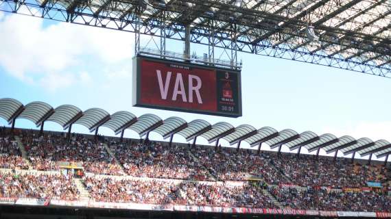 La Repubblica: "VAR mai usato così poco. E gli errori sono già 10"