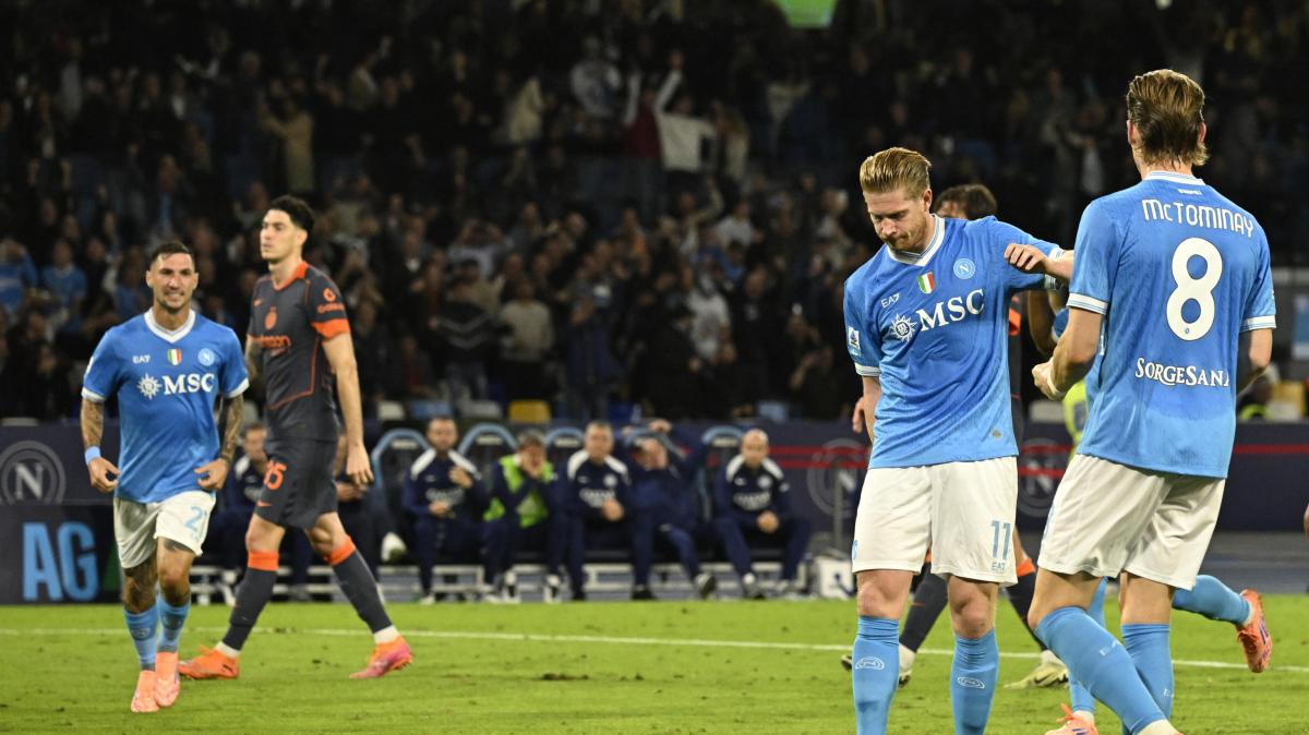 Napoli, De Bruyne si opera alla coscia: starà fuori almeno 4 mesi