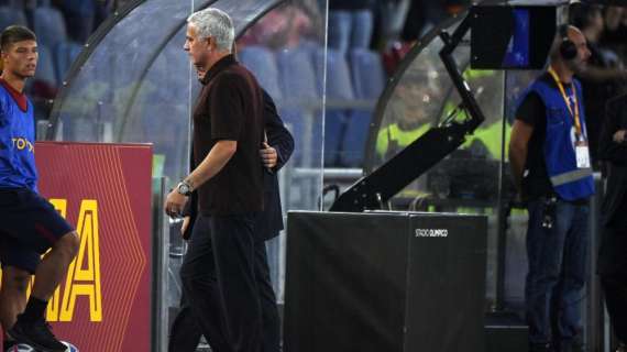 Roma, Mourinho: "Non abbiamo lo stesso potenziale economico dei nostri rivali"