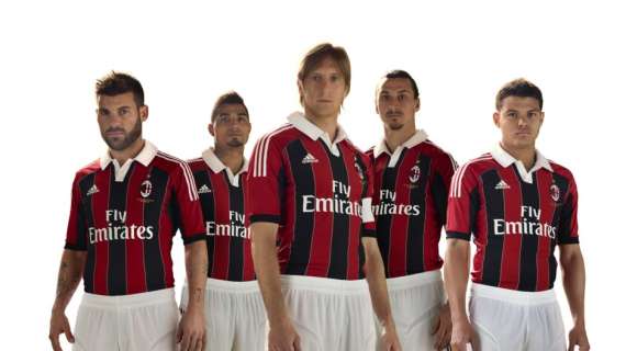 FOTO - Lanciata oggi la maglia della prossima stagione