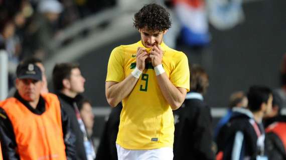 Brasile, Menezes ci ripensa: niente Pato, l'attaccante inizierà dalla panchina 